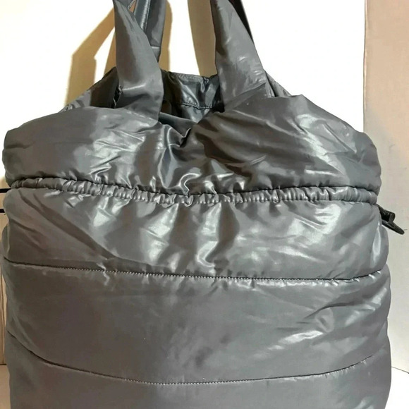 Michael kors Rae large heather gray nylon quilted  drawstring tote bag - Picture 2 of 14